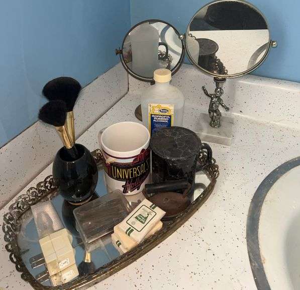 Assorted Household Items image