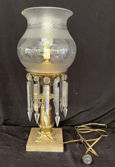 Chandelier Style Table Lamp with Etched Glass Shade image
