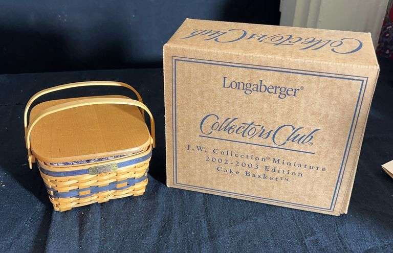 Longaberger Collectors Club 2002-2003 Edition Miniature Cake Basket image