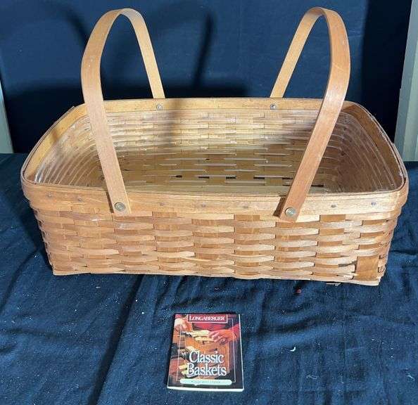 Longaberger Large Berry Basket with Classic Baskets Book image