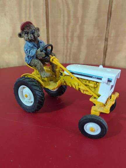 International Cub Tractor ERTL Diecast Model & Lowell Davis Figurine