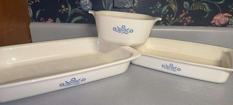 Corning Ware Blue Cornflower Dishes image