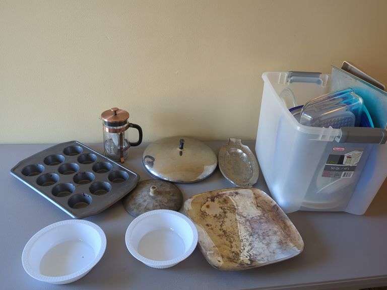 Mixed Kitchenware with Baking Pan, French Press and Storage Container image