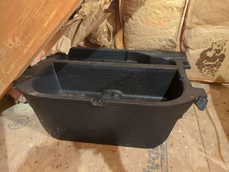 Vehicle Storage Bin image