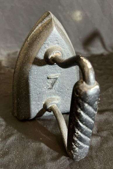Metal Flat Iron image