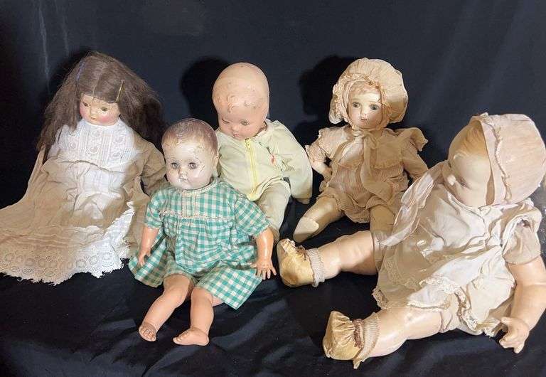 5 Assorted Dolls image