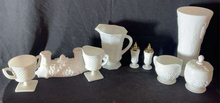 White Glassware Group image