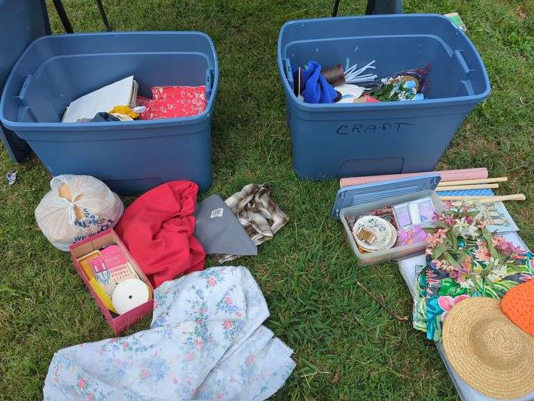 Large Craft Supplies Lot image