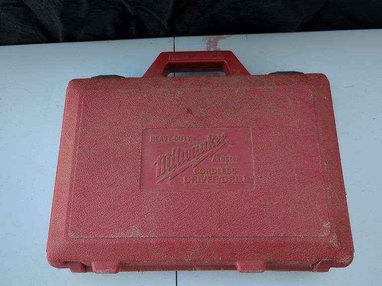 Milwaukee Amstar Cordless Driver/Drill Kit image