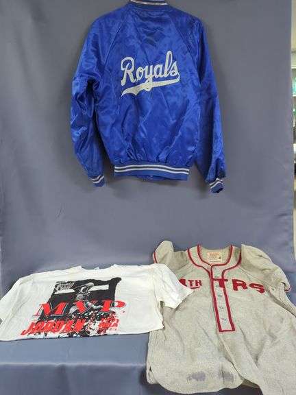 Vintage Wool Jersey #7 Wilson Sporting Goods, Royals Vinyl Jacket Medium World Champs 1985, MPV Michael Jordan T-Shirt Size XXL