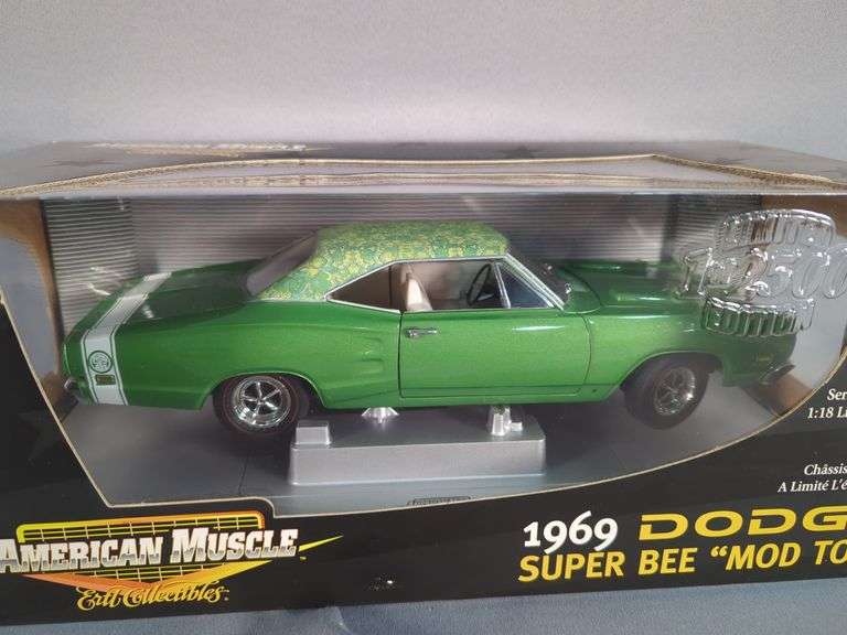 マルモページです☆①の1 Ertl American Muscle 1969 Dodge Super Bee 