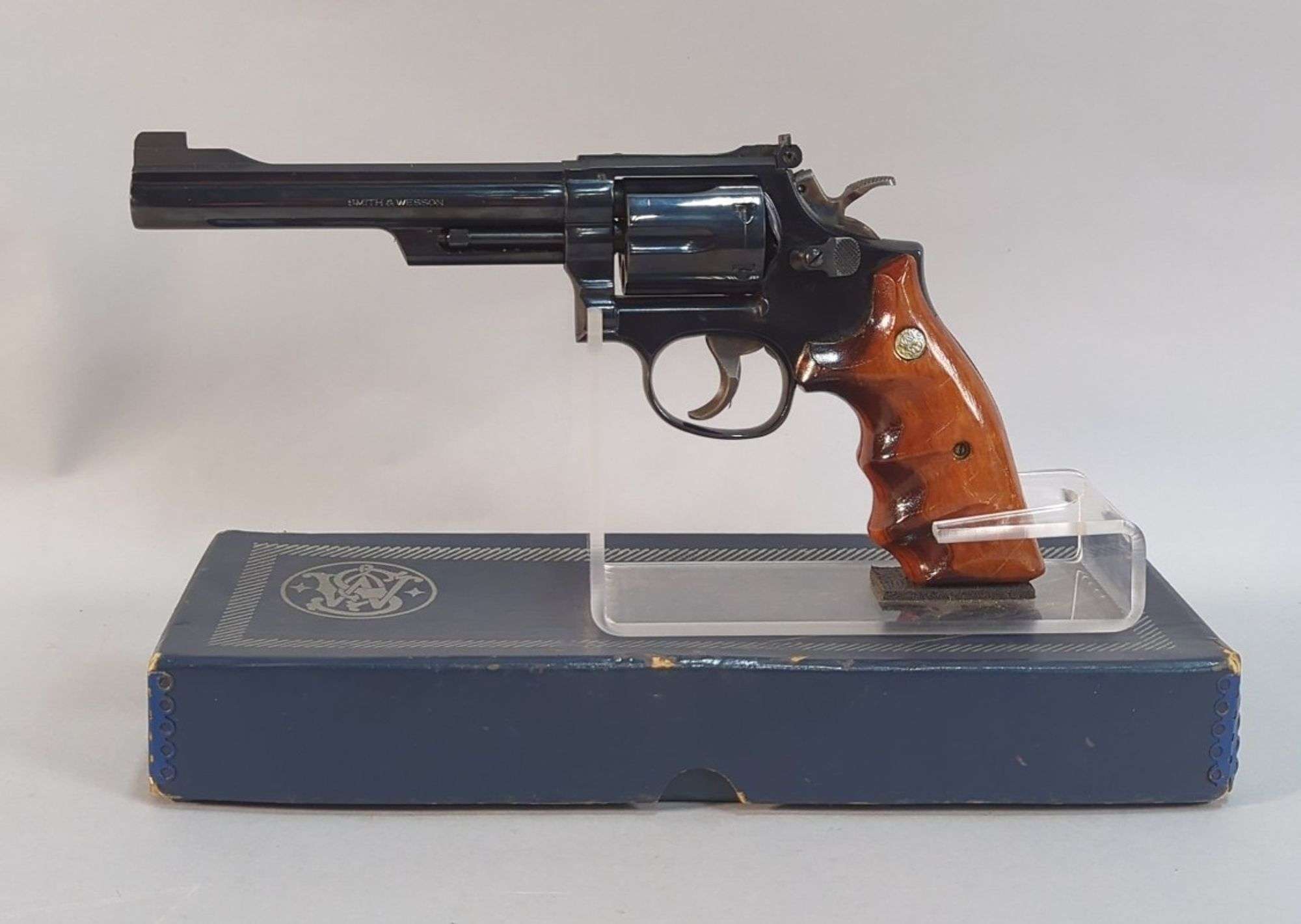 Smith & Wesson Combat Magnum Model 19-4 S&W .357 Mag 6-Shot