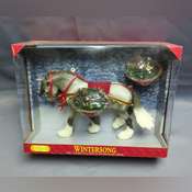 Breyer Wintersong, No 700107, 1:9 Scale, 2007 Holiday Horse