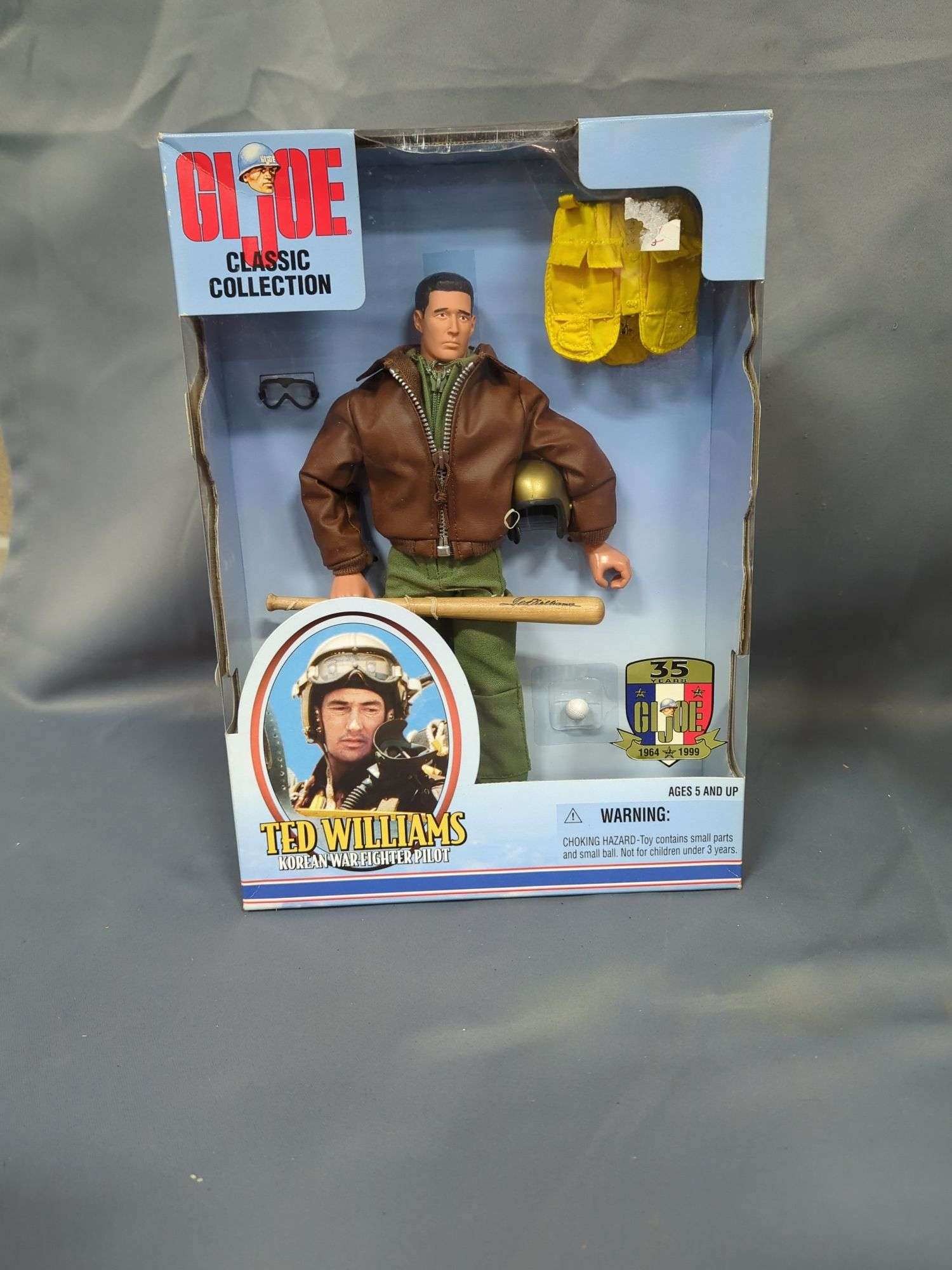G.I. Joe B-17 Bomber Crewman フィギュア G.I. Joe Classic Collection WWII Forces B-17 Bomber Crewman