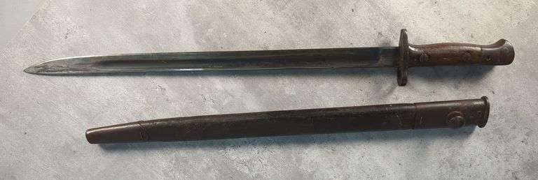 United Kingdom Pattern 1907 Sword Bayonet, 16.75" Blade, In Leather And Metal Scabbard image