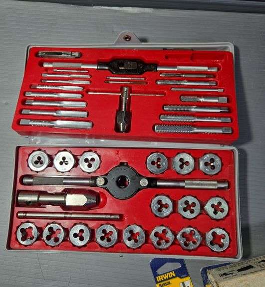 Craftsman Kromedge Standard And Metric Tap & Die Sets, Universal Nut