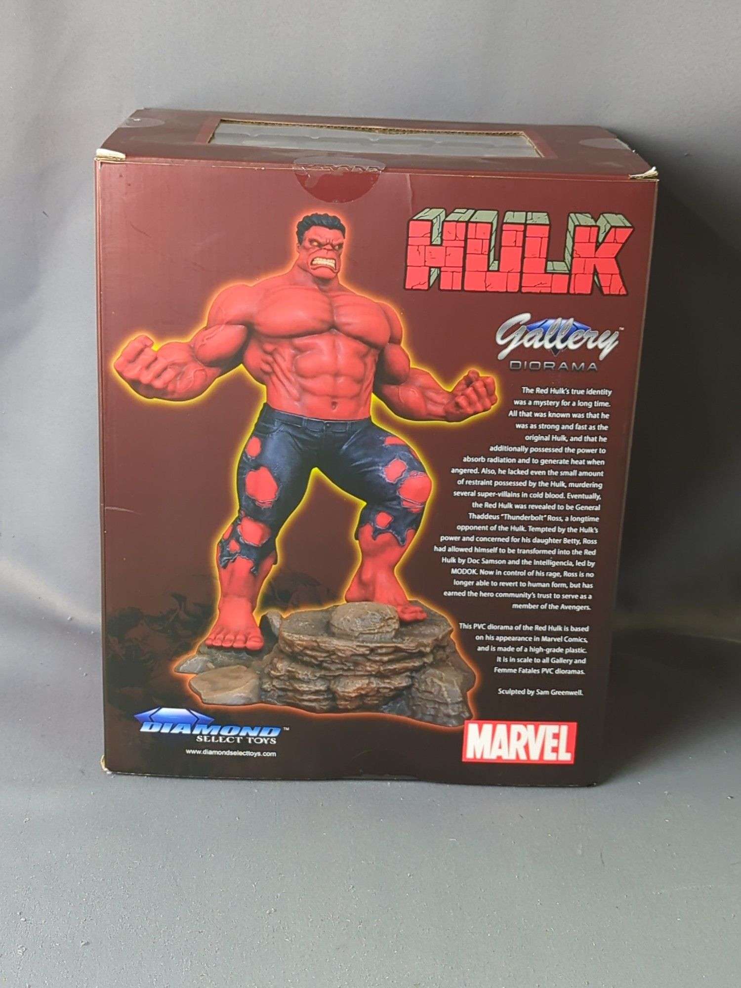Diamond Select Toys Marvel The Incredible Hulk PVC Gallery