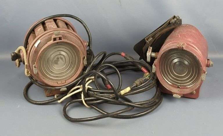 Leonetti Fresnal Spot Lights, Qty 2, With One Barndoor Attachment, Both Need Repair image