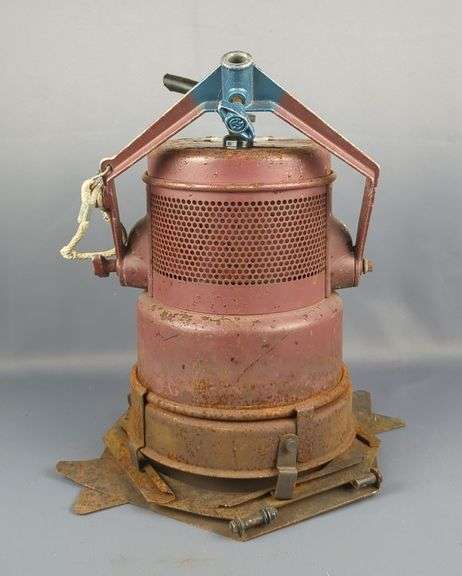 Leonetti Mole-Richardson Type Flood Spot Light, With Barn Door Attachment, Approx 16" Tall, Needs Repair image