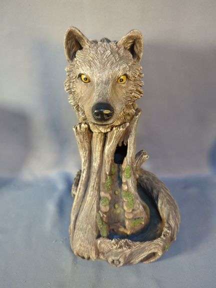 Classic Wildlife Collection Decorative Plate, 8", Wolf Figurine, Table Top Resin Fountain, 12", Missing Pump And Wiring And More