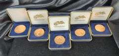 US Mint Medal Coins Featuring George W Bush, Bill Clinton, George Washington, Lincoln And The Adams, In Velvet Cases