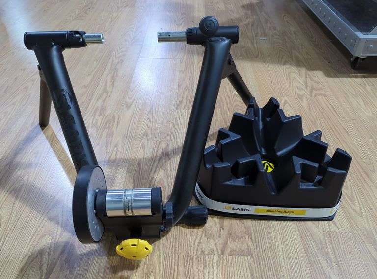 Saris Bike Trainer with Climbing Block image