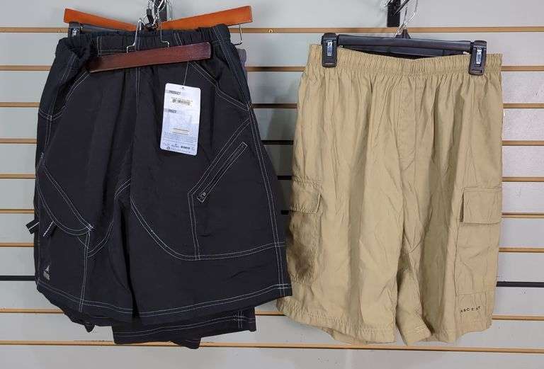 Men's Athletic Shorts, Sizes M-L, Approx Qty 8 image