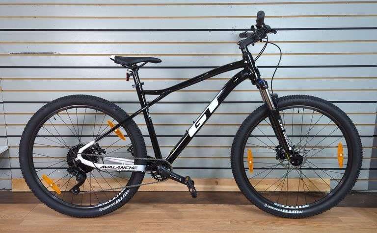 GT Avalanche Mountain Bike image