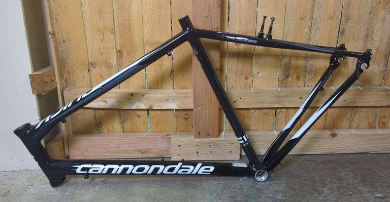 Cannondale Quick Six X-Large Bike Frame image