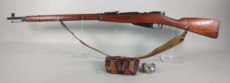 Mosin Nagant M91/30 7.62 x 54R Bolt Action Rifle SN# DD2938, Dated 1939, Tula Factory Marking, Canvas Sling, Ammo Pouch And Oil Can image
