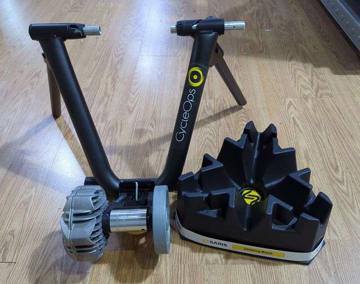 CycleOps Bike Trainer and Saris Climbing Block image