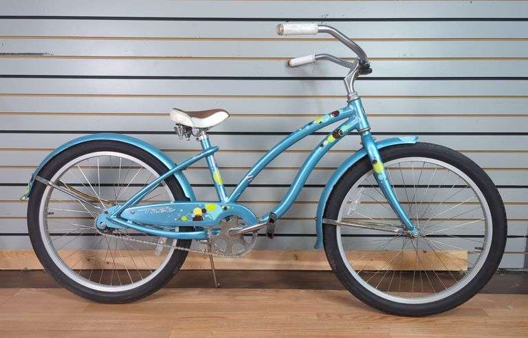 Trek Wasabi Ladies Cruiser Bike image