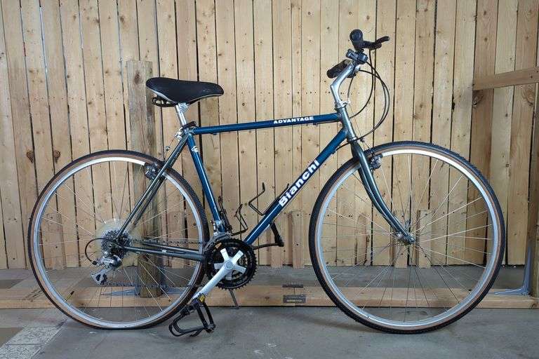 Bianchi Advantage 21-Speed Cross-Terrain Bicycle image