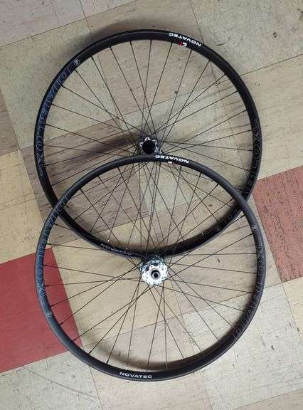Novatec Diablo XL Bicycle Wheel Set image