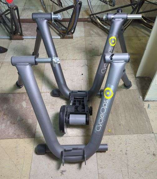 CycleOps Stationary Bike Trainer Stands, Qty 2 image