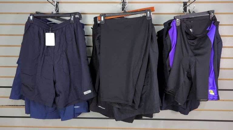 Men's Athletic Shorts, Size 2XL, Approx Qty 12 image