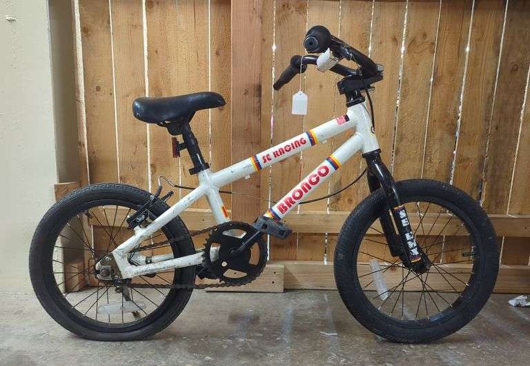 SE Racing Bronco BMX-Style Bicycle image