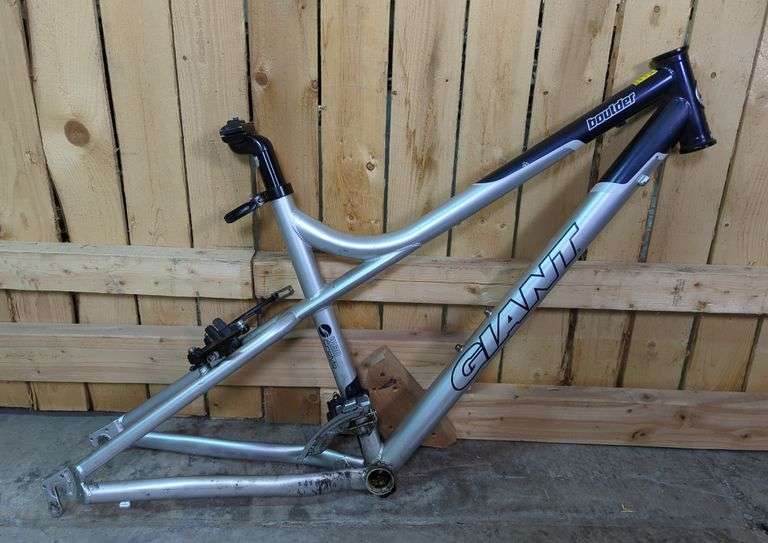 Giant Boulder Mountain Bike Frame 4130 CrMo image