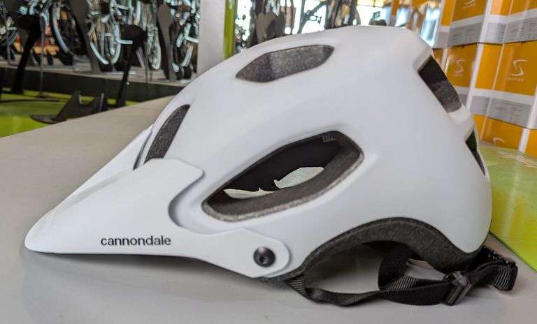 Cannondale Ryker White HelmCannondale Ryker White Bicycle Helmet, Size L/XL image