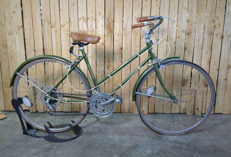 Free Spirit Bicycle image