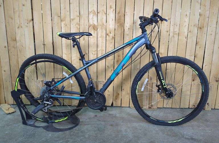 GT Aggressor Pro GT Mountain Bike image