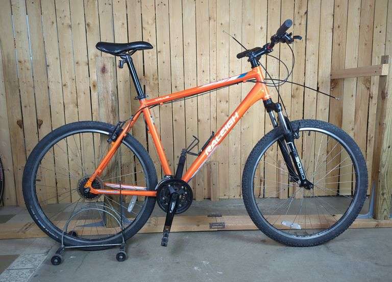 Raleigh Talus 2 Twenty One-Speed XL Mountain Bike image