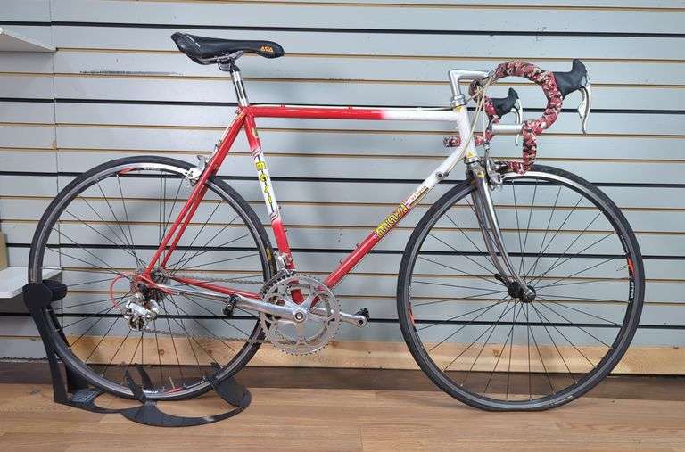 Magni Nuova Strada Road Bicycle image