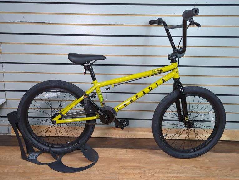 Haro Leucadia BMX Bike image