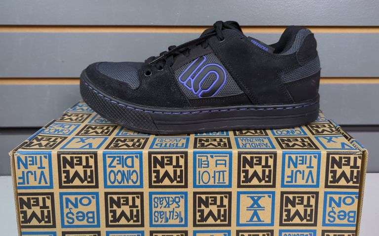 Five Ten Freerider Women's Outdoor Shoes, Size 8.5 image