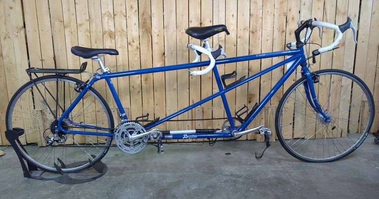 Burley Duet Tandem Bicycle image