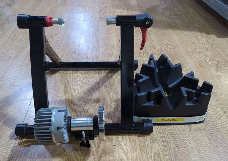 Bicycle Trainer and  Saris Climbing Block image