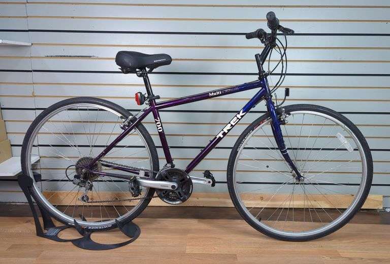 Trek 700 MultiTrack Bicycle image