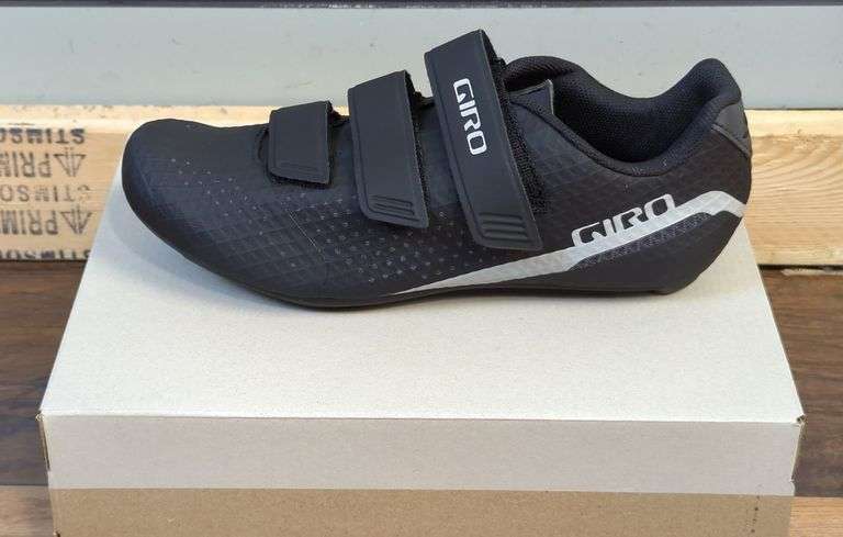 Giro Stylus Mens Cycling Shoes, Black, Size 43 image