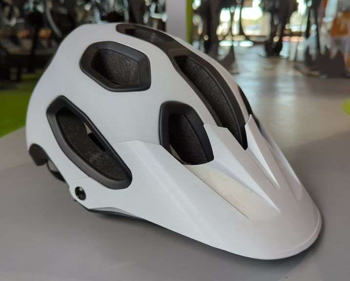 Cannondale Intent Bike Helmet, Adult S/M image